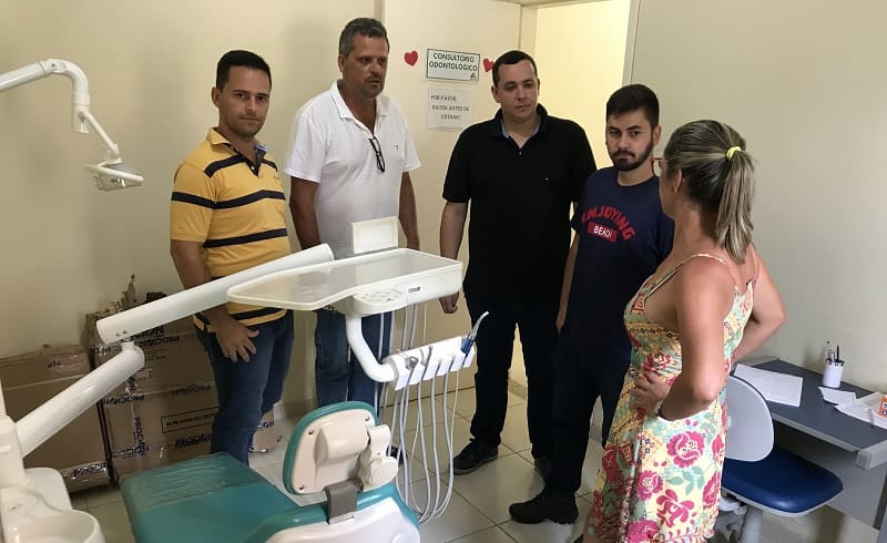 Prefeitura de Trajano compra cadeiras odontológicas para atender postos de saúde dos distritos