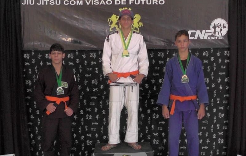Campeonato de Jiu Jitsu atrai centenas de pessoas em Macuco