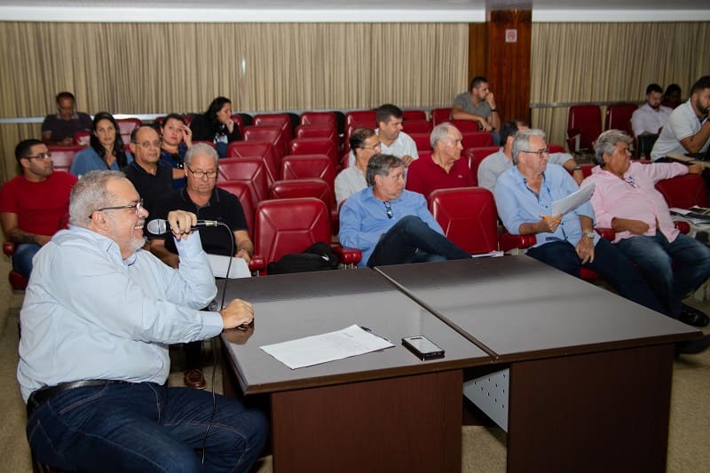 Diretores e Residentes do DER-RJ estabelecem prazos para solução de problemas de infraestrutura