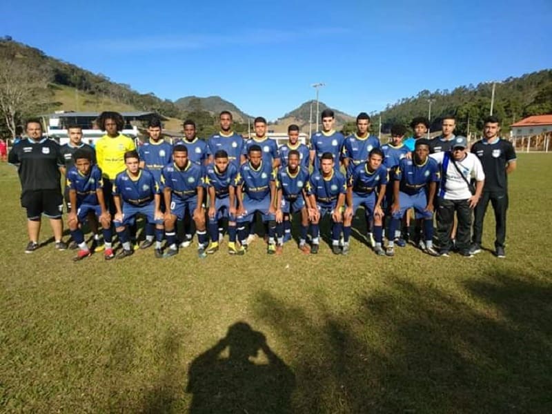 Liga de Duas de Barras vence campeonato da Ferj sub 17