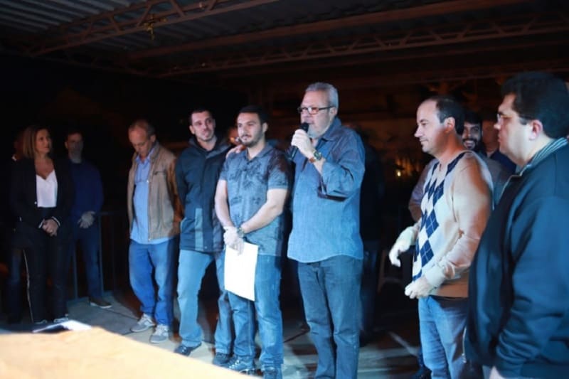 Prefeitura de Cantagalo inaugura praça e quadra de esportes no bairro Quinta dos Lontras
