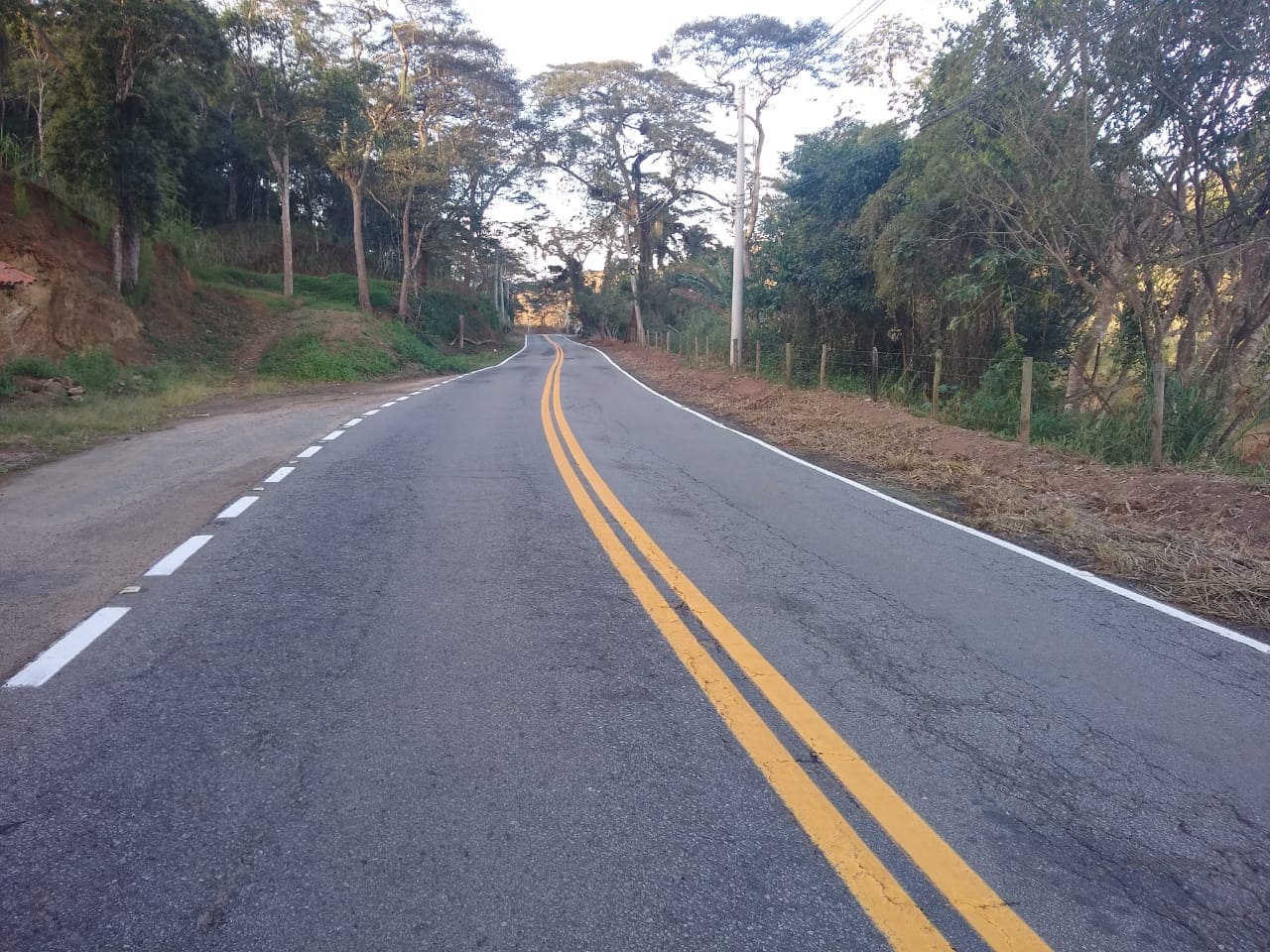 Obras de revitalização de sinalização estão sendo feitas em mais seis rodovias do estado do Rio
