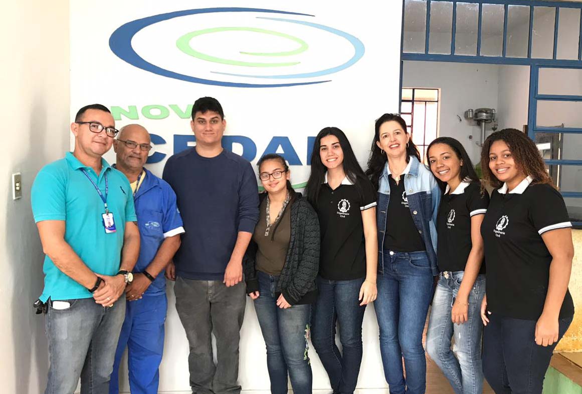 Alunos de Engenharia Civil e Administração visitam Estação de Tratamento de Água