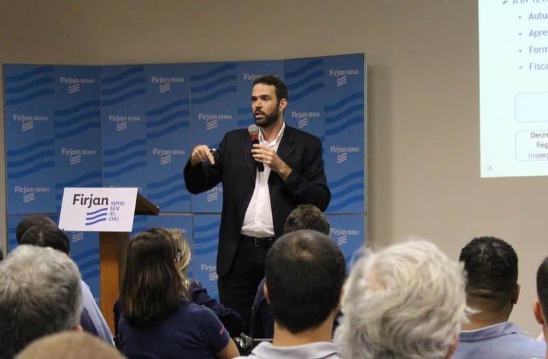 Firjan realiza palestra gratuita sobre impactos da NR-12 em Nova Friburgo