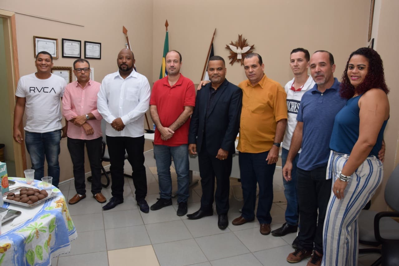 Prefeito de Macuco se reúne com Conselho de Pastores de Macuco