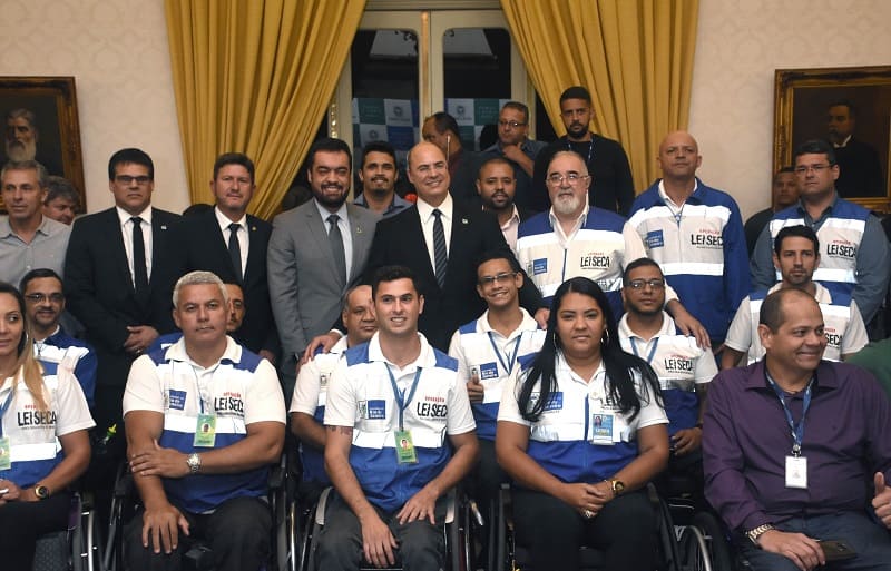 Estado sanciona lei do cartão da pessoa com deficiência