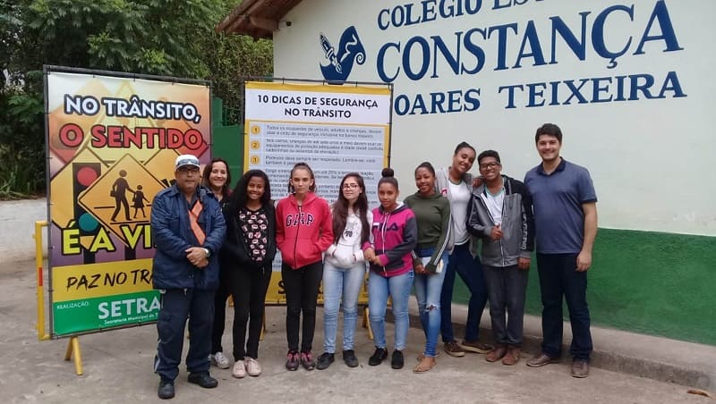 Secretário de Educação, Comte Bittencourt, elogia situação das escolas estaduais de Macuco