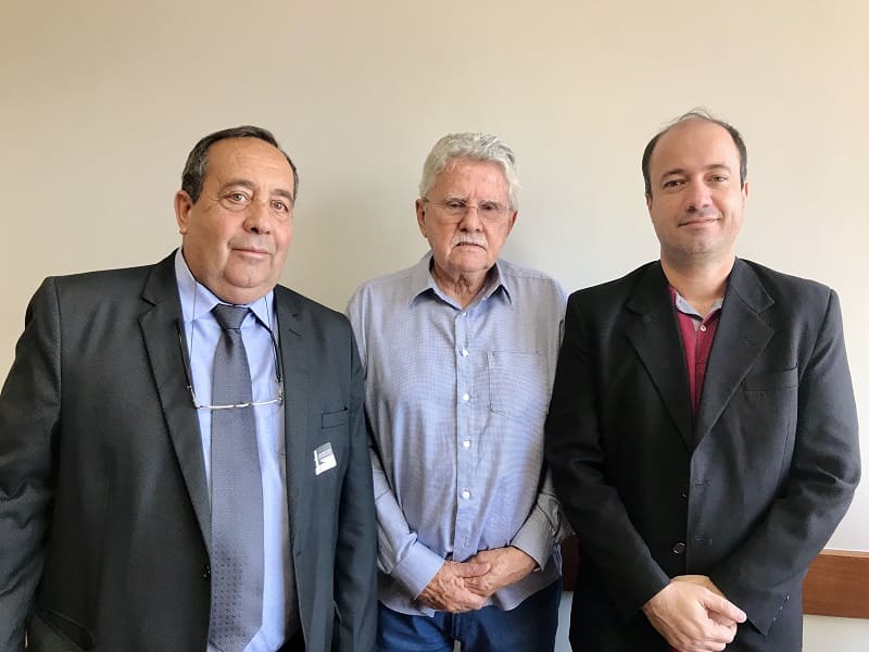 Deputado Federal Luiz Antônio recebe prefeito de Macuco em Brasília