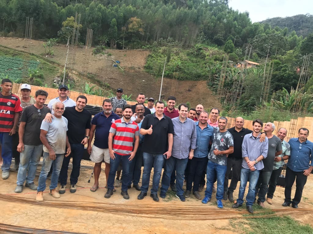 Prefeito e deputado visitam as obras em Visconde de Imbé e Maria Mendonça