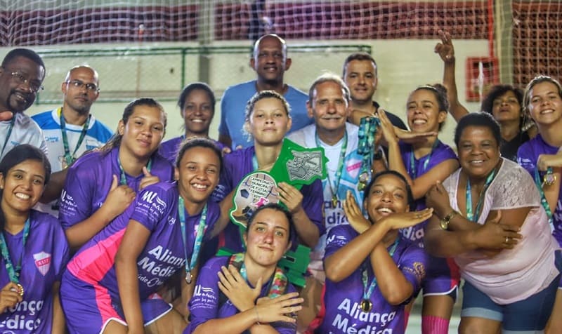 Boa Sorte é campeão no futebol feminino em Cantagalo