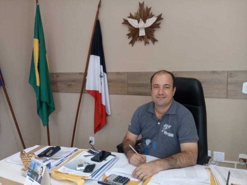 Bruno Boaretto e Michelle Bianchini tomam posse em Macuco