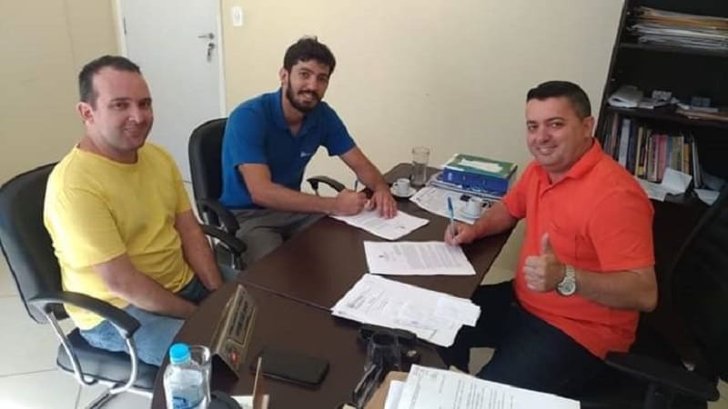 Câmara de Cordeiro tem energia solar implantada pela empresa Evosolar