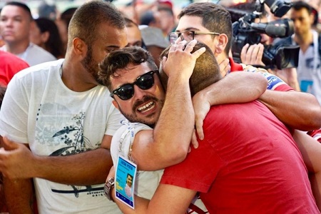 Cantagalense vence carnaval no Rio de janeiro, com Escola de Samba Viradouro, de Niterói