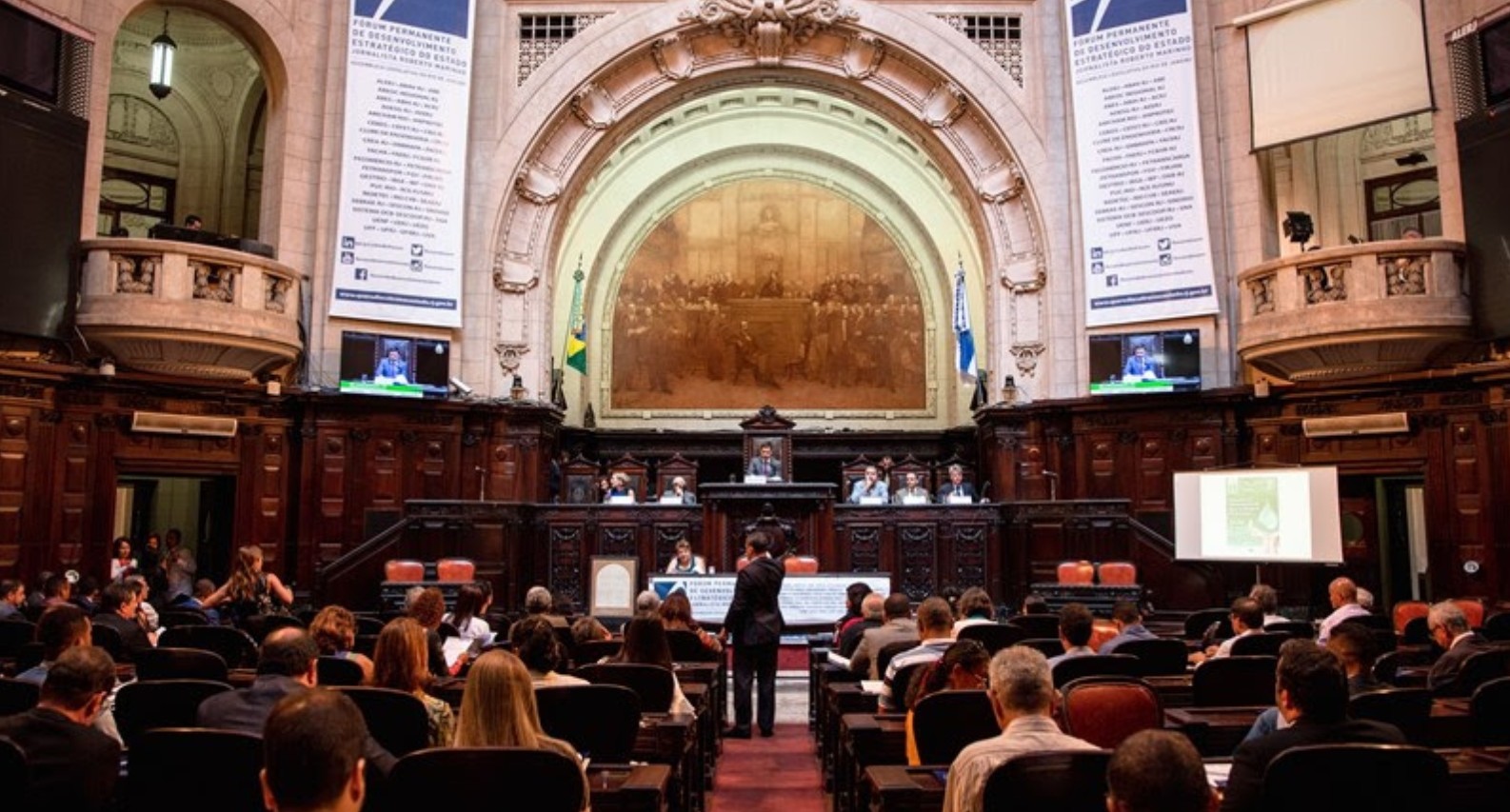 Municípios aderem à Rede Nacional Legislativo Sustentável na Alerj