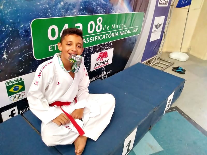 Trajanense Matheus Rocha passa na fase classificatória do Campeonato Brasileiro de Karate de Clubes
