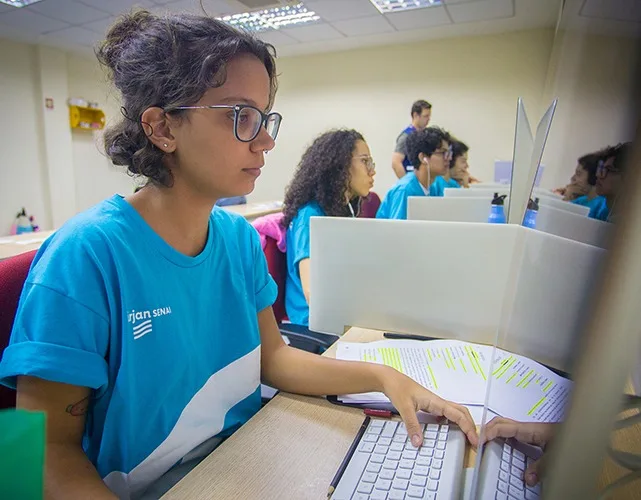 SENAI – Cursos a distância em todo o estado do Rio