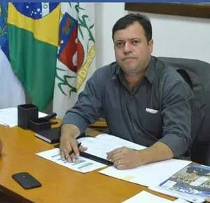 Prefeito de Cordeiro assina novo decreto com novas medidas de restrição para bares, restaurantes e lanchonetes