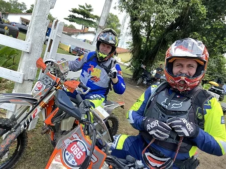 Pilotos de Nova Friburgo participam do Campeonato Carioca de Enduro
