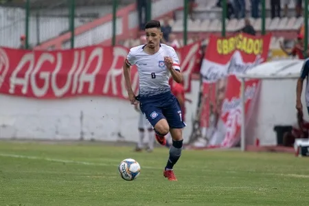 Maycon Douglas, de Nova Friburgo, é o novo reforço do Bahia