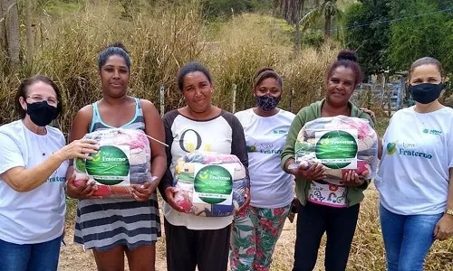 Município do Carmo realiza a distribuição de cestas básicas do Programa Agro Fraterno