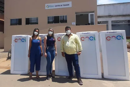 ENEL doa geladeiras ao município de Macuco