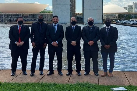 Vereadores vão à Brasília em busca de recursos para o Município de Macuco
