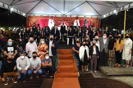 Prefeito garante que irá dobrar o valor da subvenção para a banda de Duas Barras