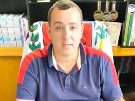 Prefeito de Trajano de Moraes anuncia pacote de obras no município