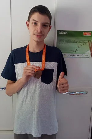 Estudante de Bom Jardim ganha medalha de ouro na Olimpíada Brasileira de Matemática