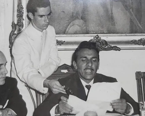 “Lafontaine – O trovador”, por Celso Frauches