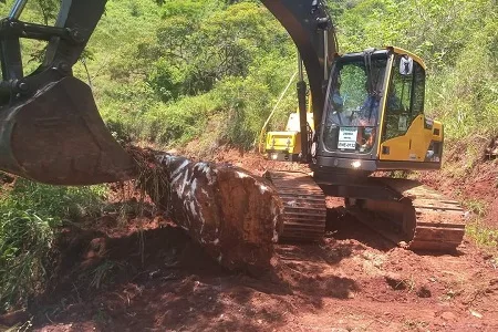 Prefeitura de Itaocara realiza serviços nas estradas vicinais do município