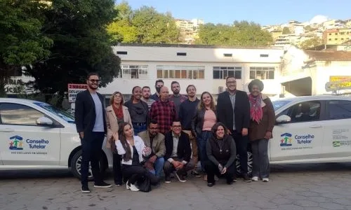 Prefeitura de Nova Friburgo recebe dois carros para os conselhos tutelares
