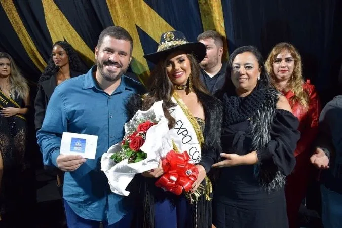 Sara Corrêa foi eleita a rainha da Exposição de Cordeiro 2022
