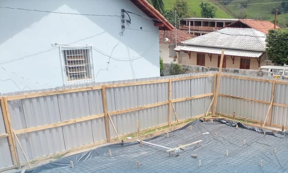 Prefeitura de Carmo inicia a construção de um Ginásio de Iniciação Científica em Córrego da Prata