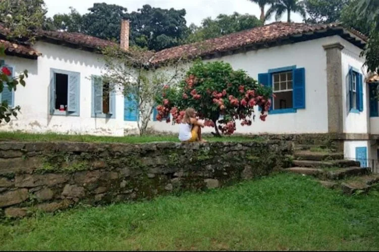 Fazendas estão à venda em Cordeiro, Duas Barras e Trajano de Moraes