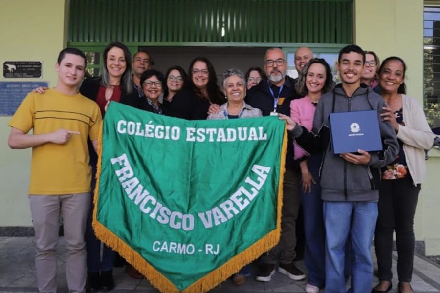 Aluno do Carmo irá representar o Estado no concurso Jovem Senador