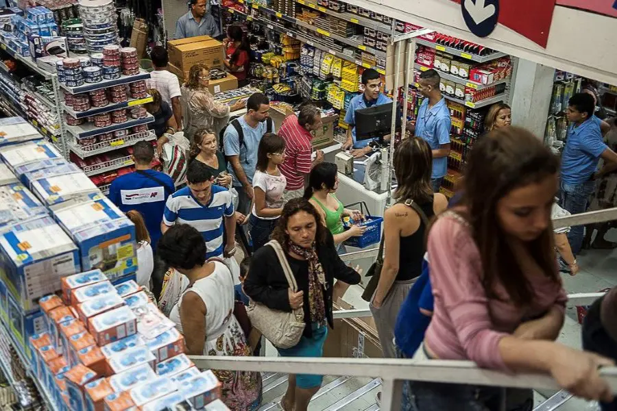 Comércio está autorizado a funcionar no feriado de 7 de setembro