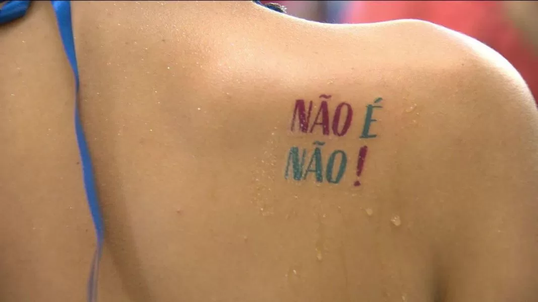 “O óbvio na terra do samba”, por Amanda de Moraes