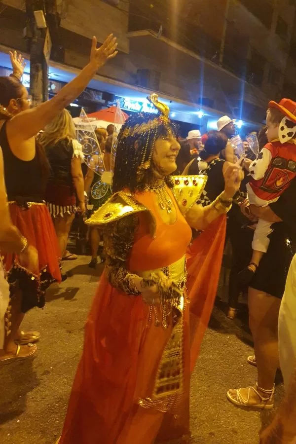 Bloco "As Belas sem as Feras" 2024