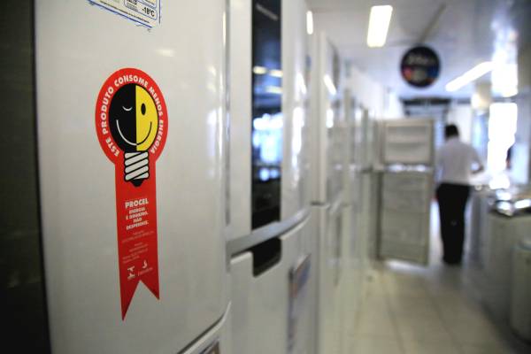 Consumo energia elétrica