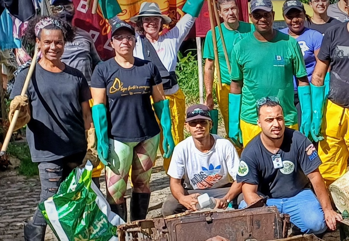 Município de Duas Barras realiza mutirão para limpeza de rio