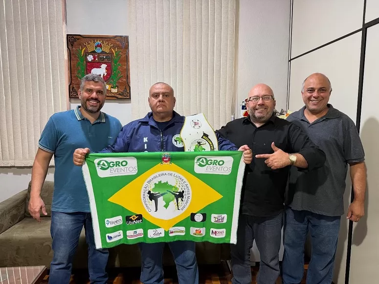 Leonardo Stumpo conquista título na Itália em lutas marciais