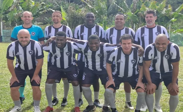 Ex-jogadores participam de jogo em Trajano de Moraes