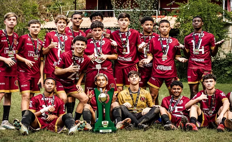 Emoção até o fim marca o encerramento da Copa Friburgo sub-15 e sub-17
